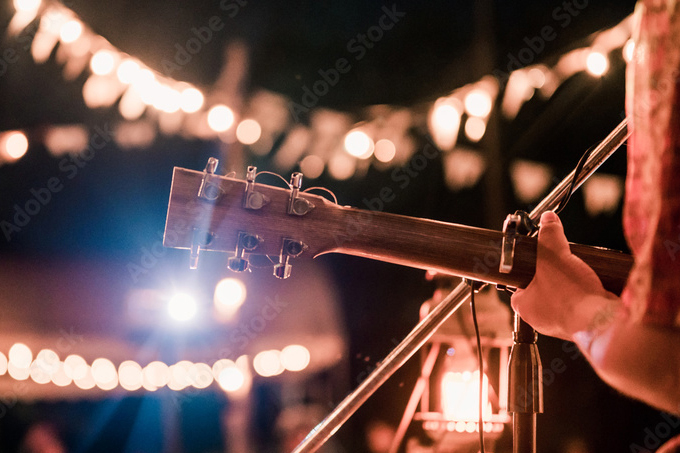 後台開欄位,讓客戶填寫圖片名稱,限150字