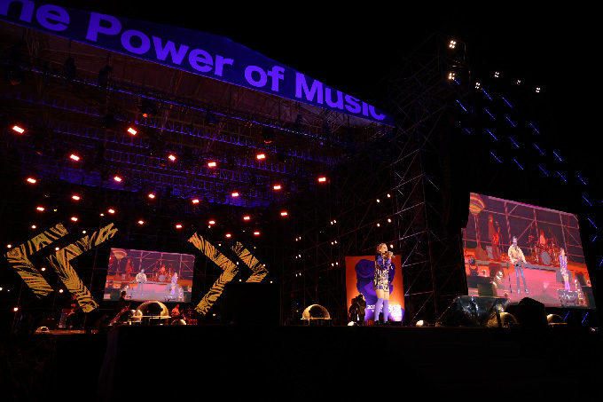 後台開欄位,讓客戶填寫圖片名稱,限150字