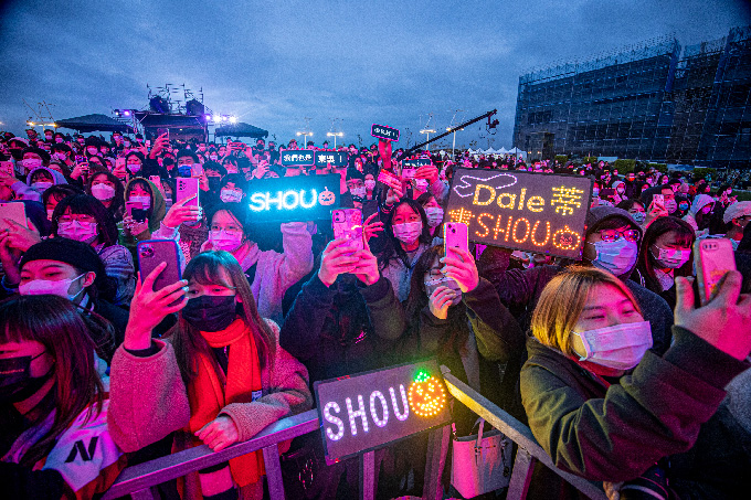 後台開欄位,讓客戶填寫圖片名稱,限150字